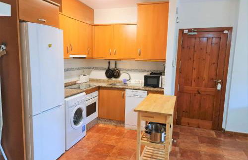 Apartamento con hermoso jardín y AC - Foto 15