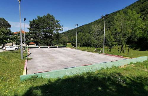 Apartman Cottage house Brest(Buzet) i ugodan odmor - Foto 11