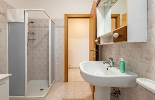 Ca' Mastro Bright Flat with parking - Foto 23