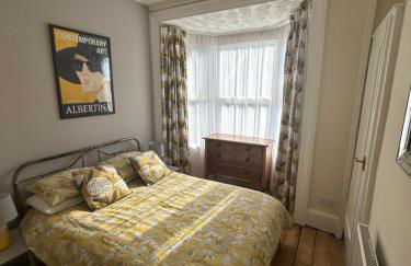 Central Barmouth Town House - Near Beach - Sleeps up to 16! - Foto 14