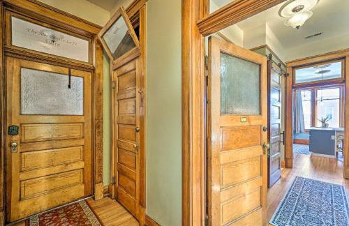 Walk to Shops and Restaurants Dtwn Laramie Condo! - Foto 4