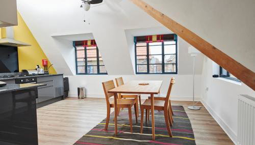 The Penthouse - Foto 2