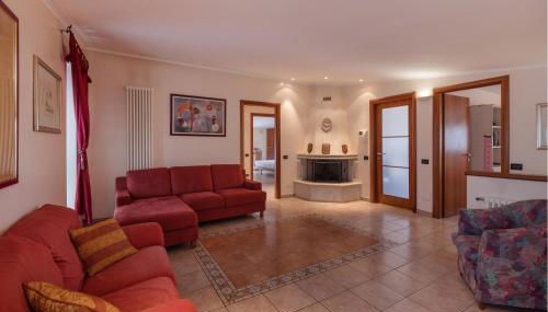 4 Bedroom Lovely Apartment In Nerola - Foto 3