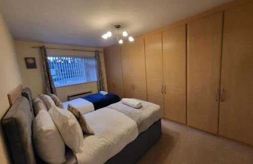 Lovely apartment with free parking & Wi-Fi - Foto 9