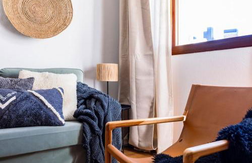 El Nido del Pirineo Estilo y Calidez en Villanúa - Foto 47