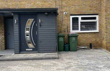 Luxurious 2 bed home in Basildon - Foto 27