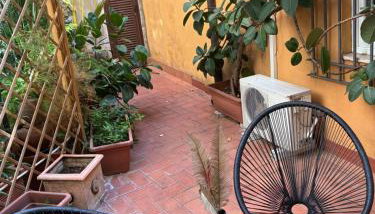 Portico di ottavia prime location with internal courtyard - Photo 1