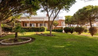 Casa del Abuelo Isla Canela - Photo 2, Garden