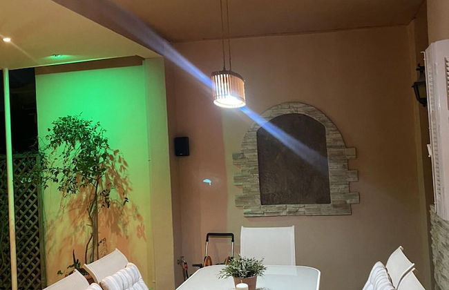 Oasis Garden Apartment - Foto 1