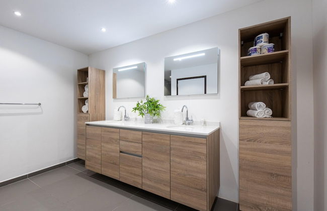 Sunshine Magnificently Bright 2BR Top City Centre Townhouse - Foto 16