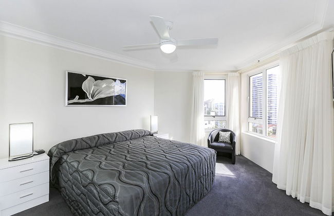 Belle Maison Apartments - Photo 7