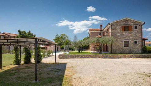 Rustic villa Marijanin Vrt with pool in Tinjan - Foto 2