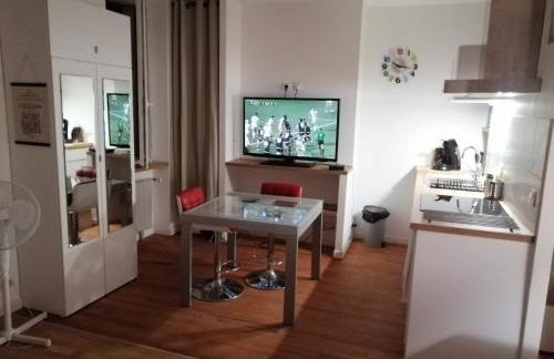 Studio dans maison de ville - Foto 1