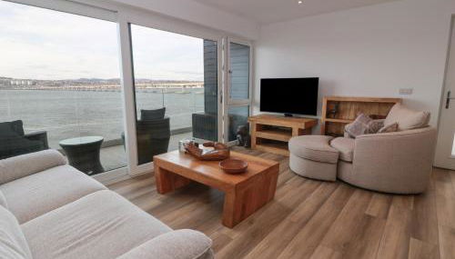 Lazy Bulldog - Foto 2