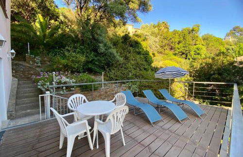 Renovated 1-bedroom apartment with sea view and large balcony Aiguebelle - Foto 24