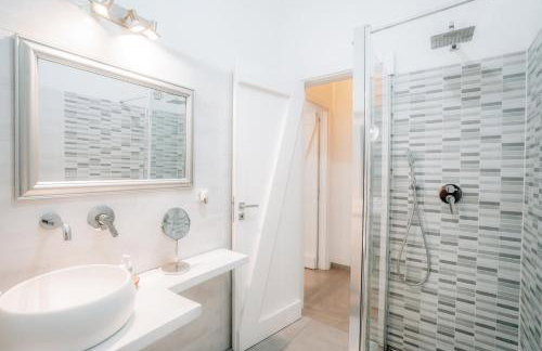 Villa Michaela con piscina privata e vista mare - Foto 36