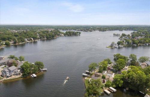 All Sports Lake House on Lake Orion! - Foto 63