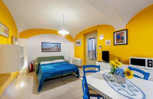 Bilocale in centro con parcheggio gratuito 4 persone - Foto 9