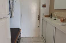 Apartamento com piscina, apenas 200 metros do mar - Foto 7