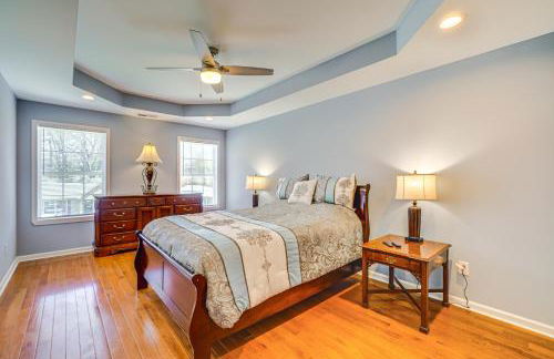 Louisville Retreat with Deck about 11 Mi to Downtown! - Foto 10