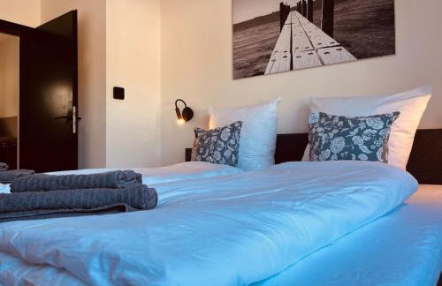 Ferienwohnung Sayntal - Blick auf Schloss Sayn - Foto 6