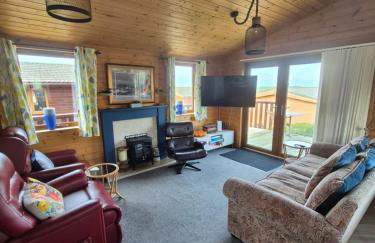 3-Bed Ocean View Lodge - Parking & Terrace - Foto 9