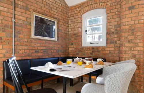 Kerry House - Photo 9