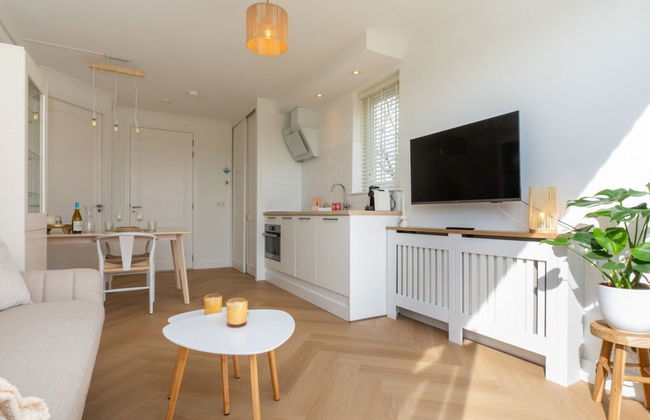 Charming Holiday Home With a Terrace - Photo 3