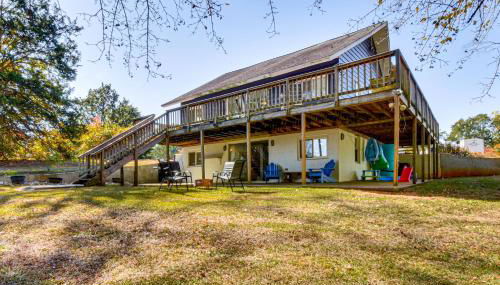 Dock and Views Family Retreat on Lake Hartwell! - Foto 3