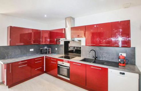 Awesome Home In Morières Les Avignon - Foto 8