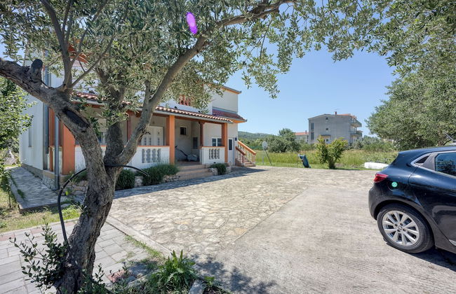 Seaview Apartment in Pasman A1 - Photo 10