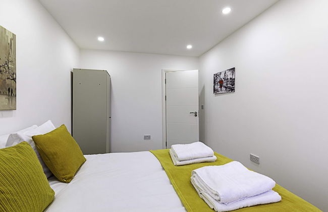 Spacious and Beautiful Apartment In Hanwell - Foto 4