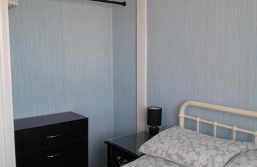 alicias chalets ,free WIFI & swimming pool passes - Foto 8