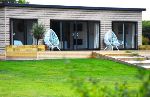 Phoenix Lodge - Luxury 2 ensuite bedrooms, lakeside views - Foto 11