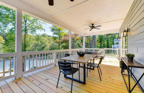Waterfront Lake Hickory Retreat with Private Dock! - Foto 12