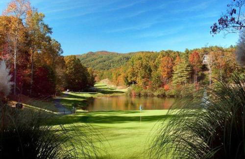 Fully Stocked Cabin Retreat w/ Game Room & Pond! - Foto 50