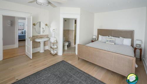 Lakefront estate with breathtaking views and pier! - Foto 5