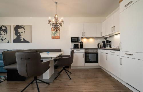 Müritz Utkiek - Apartment mit Seeblick & Balkon in der Hafenresidenz - Foto 9