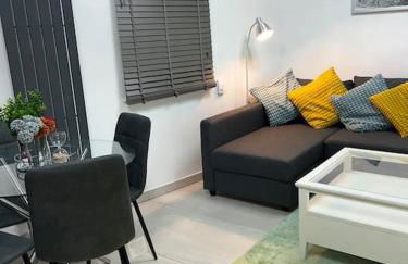 Stunning 2 bed apartment located on high street, 5 minutes from New Cross station, free parking, 1 minute from famous 5 star Lit shisha bar and restaurant - Foto 1