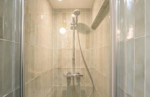 Studio rénové à Nancy - Gare - Foto 8