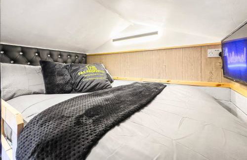 Private Spa Apartment in Maerdy Hot Tub & Sauna - Foto 2