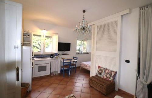 Il Nido di Malfa - in the square in Malfa - Foto 4