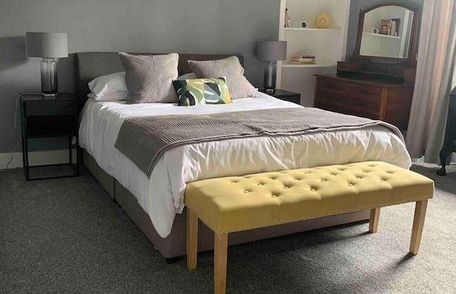 Beautiful 2-bed Study or Visit Flat - Foto 3