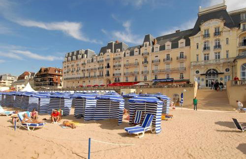 200m de la mer Piscine WIFI T2 41m2 4 pers 1 chambre refait à neuf hypercentre - Foto 54