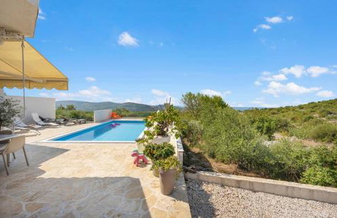 4 Bedroom Stunning Home In Jarebinjak - Photo 12