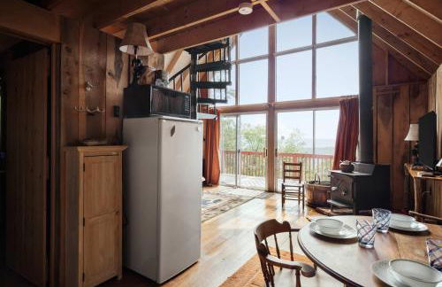 Stunning Mountain Views w Deck & Grill on 5 Acres! - Foto 21