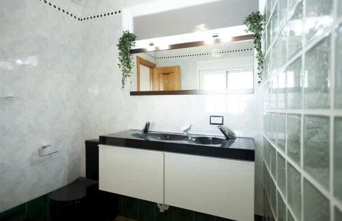 Charming Villa in Linares with Private Pool - Foto 16