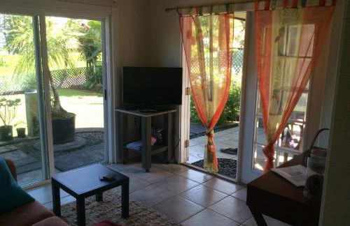 Mediteranean style Ohana Rental / Garden Bungalow in Pahoa - Photo 12