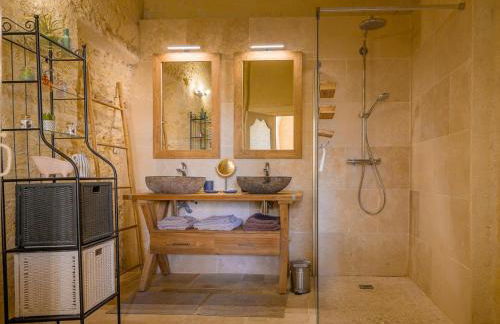 Maison troglodyte de charme avec salle de jeux et spa à Vouvray - FR-1-381-87 - Foto 18