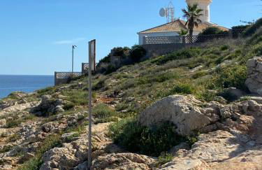 NEW STYLISH BEACH FRONT APARTMENT - Foto 25